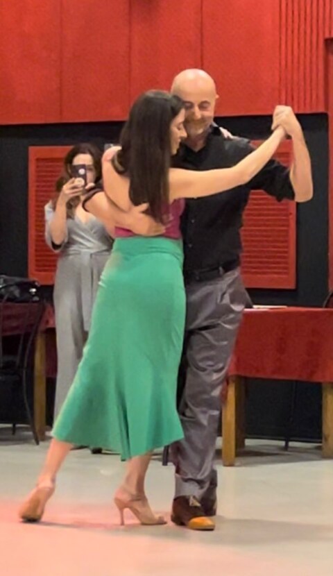 b4a178a0-bbb1-4f95-8d7e-aec1f0e3f74f